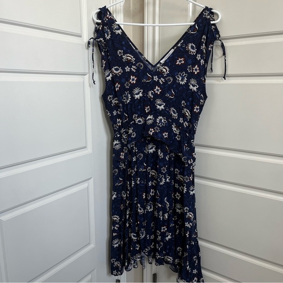 Thakoon Collective X RTR Navy Lotus Printed Dress
Size 4 - Picture 5 of 10